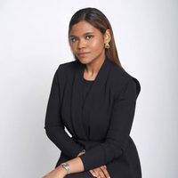 @ade.makeupartist profile picture