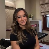 @aliciathechiro