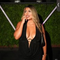 @anglashedmee