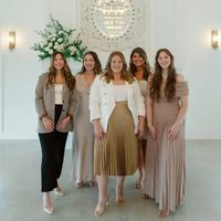 @bustleandbloomweddings