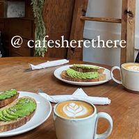 @cafesherethere