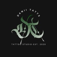 @daniitatts