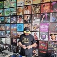 @djsnostl profile picture