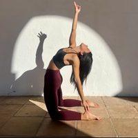 @elenaisa_yoga