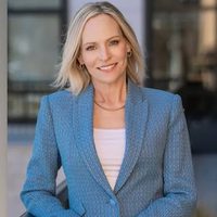 @julielanerealestate