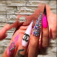 @lantern_nails