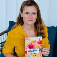 @laurabaileywrites profile picture