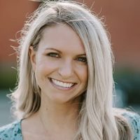 @mollyacahill profile picture