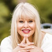 @motherofinfluence