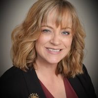 @realtor_lorifinley