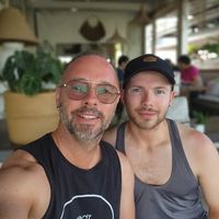 @side_hustlelife