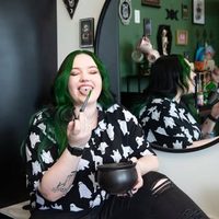 @themodernhairwitch